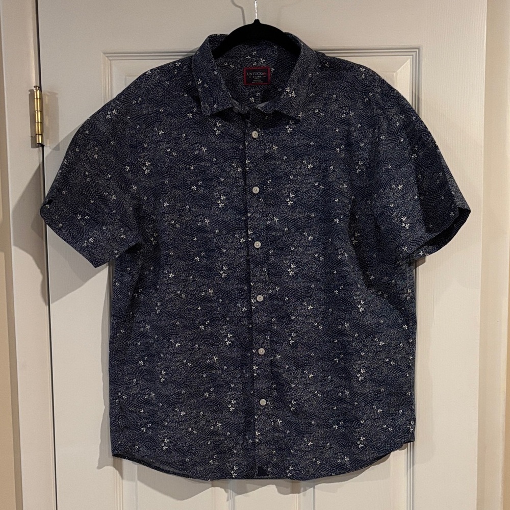 UNTUCKit‎ Navy Blue Floral Casual Button Down Shirt